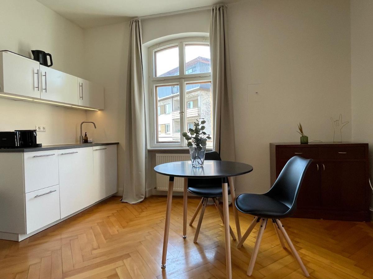 Bodensee Rooms ロッハウ・バイ・ブレゲンツ エクステリア 写真