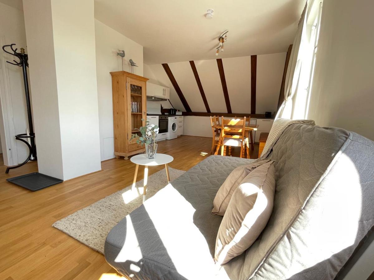 Bodensee Rooms ロッハウ・バイ・ブレゲンツ エクステリア 写真