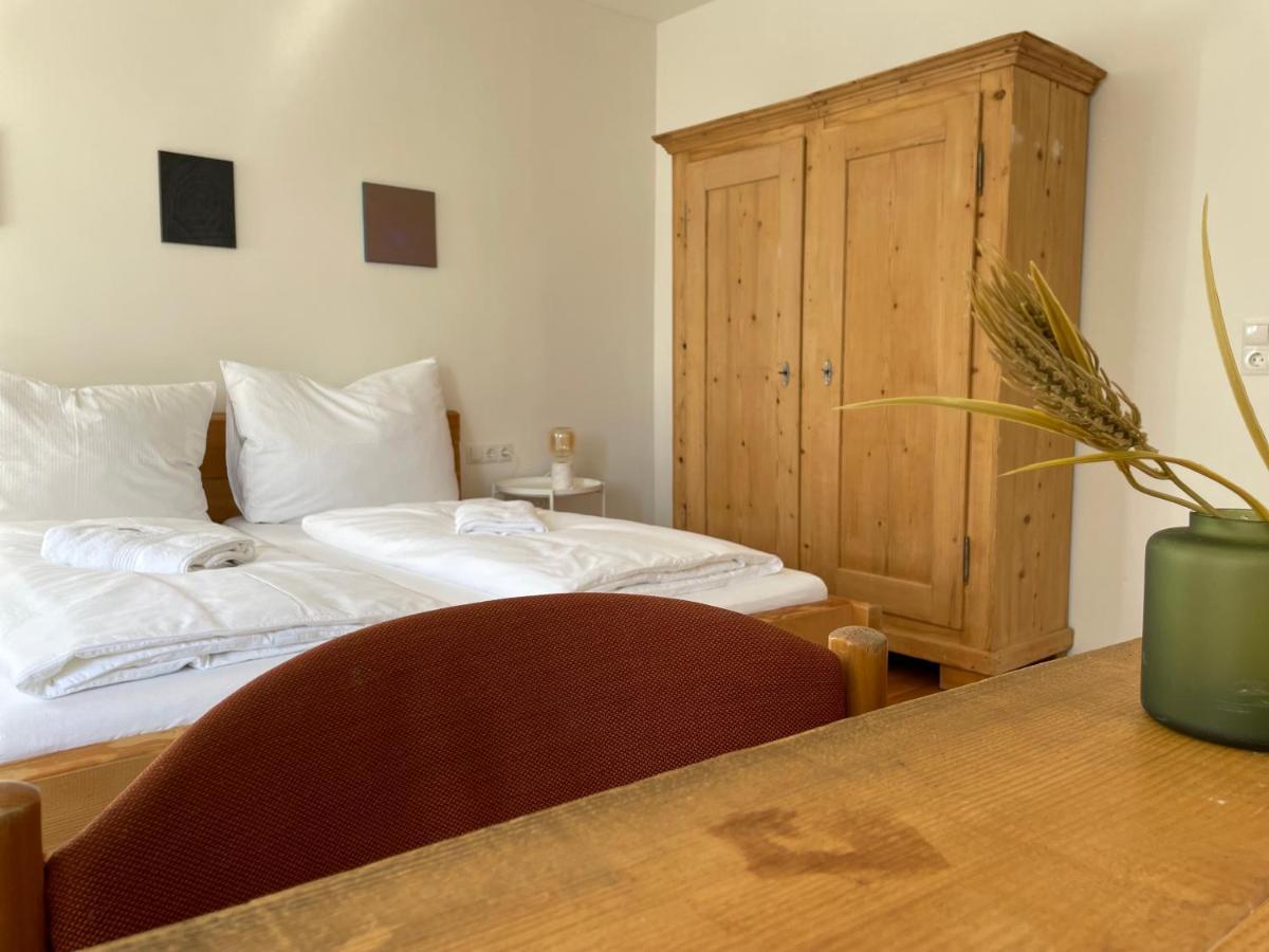 Bodensee Rooms ロッハウ・バイ・ブレゲンツ エクステリア 写真